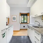 Whome Ajuda 31 Premium W/ Elevator & Parking Lägenhet *