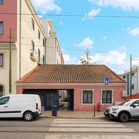 Whome Ajuda 31 Premium W/ Elevator & Parking Apartment