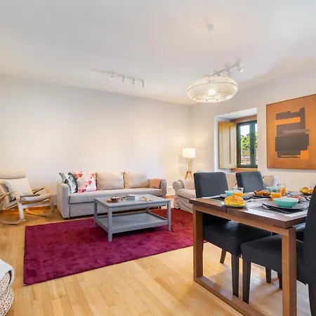 Whome Ajuda 31 Premium W/ Elevator & Parking Apartment *