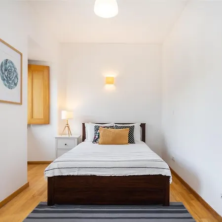 Whome Ajuda 31 Premium W/ Elevator & Parking * リスボン